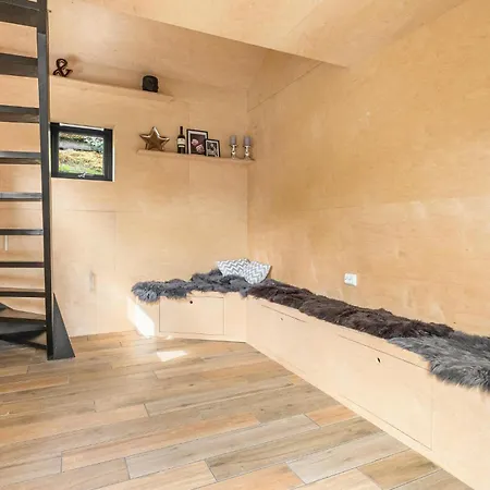 4 Bedroom Stunning In *