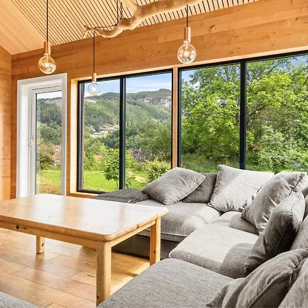 4 Bedroom Stunning In * Hjelmeland