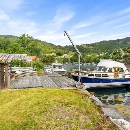 4 Bedroom Stunning In 別荘 *