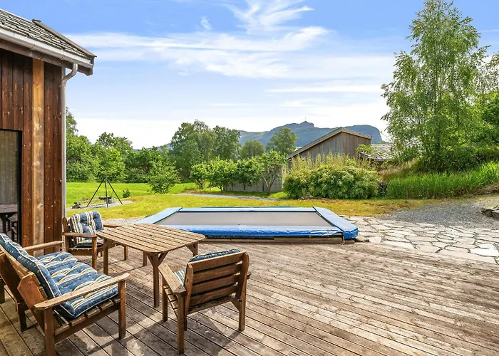 4 Bedroom Stunning In * Hjelmeland