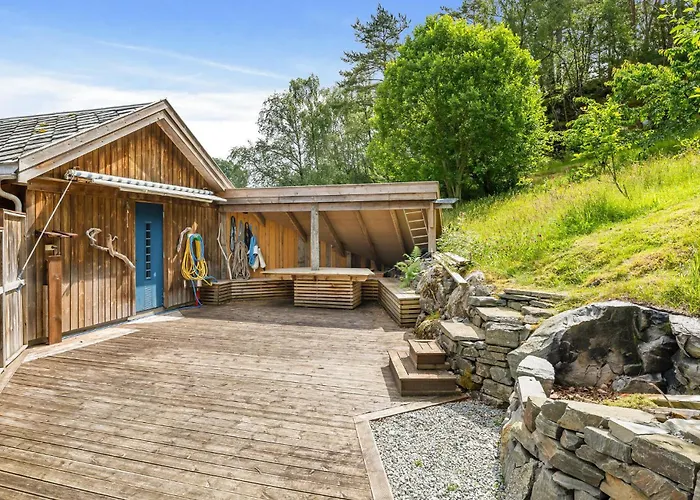 4 Bedroom Stunning In *