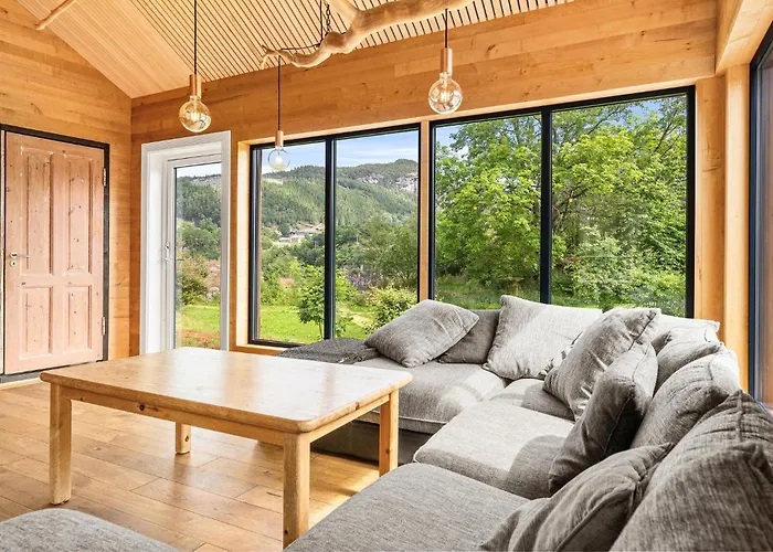 4 Bedroom Stunning In * Hjelmeland