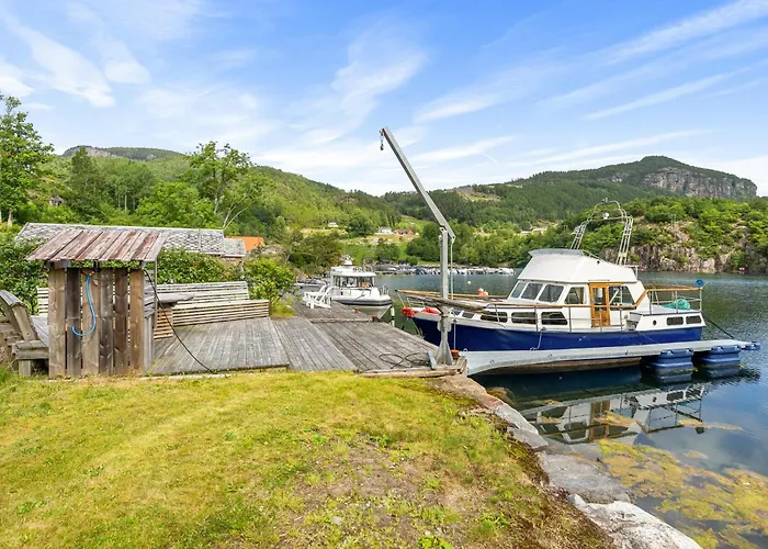 4 Bedroom Stunning In Σπίτι διακοπών *